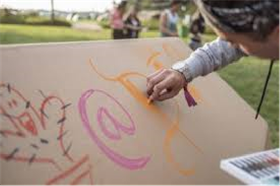 Kartonnen tent voor kinderen